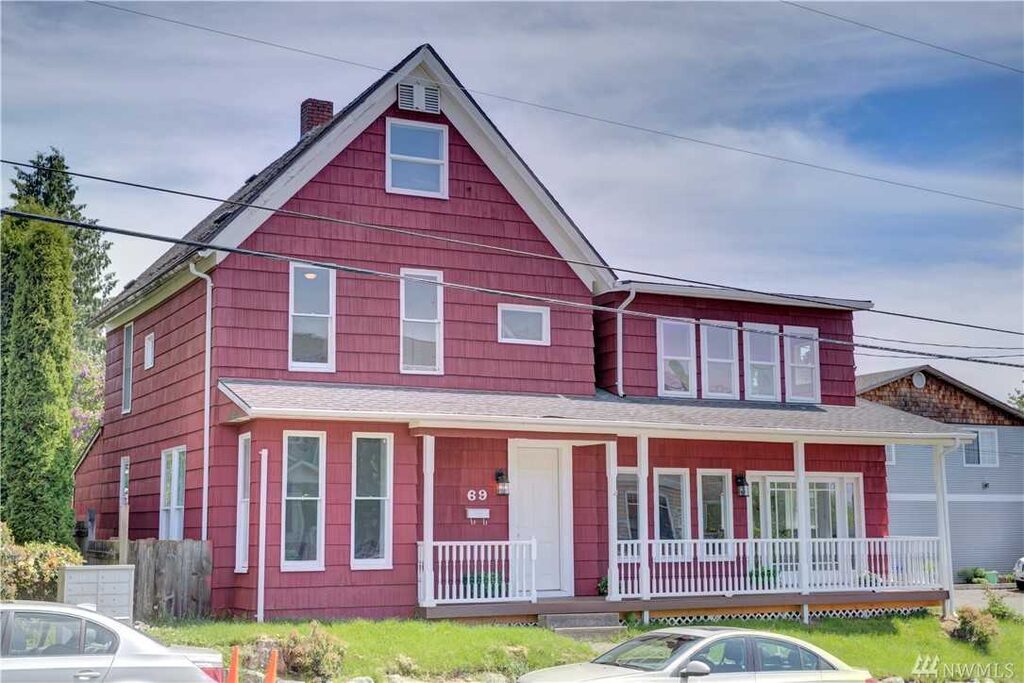 TRELORA Homes Built Before 1900 - 69 Lincoln Ave